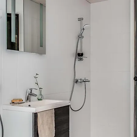 Vakantiehuis Kasnas Marina A 6 By Interhome